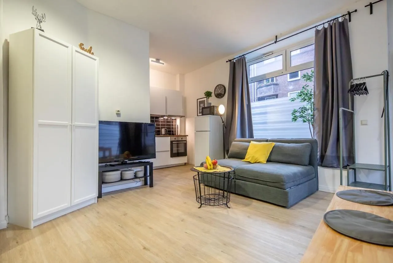 Ferienwohnung Studio Loft With Walk-In Rain-Shower Hamburg